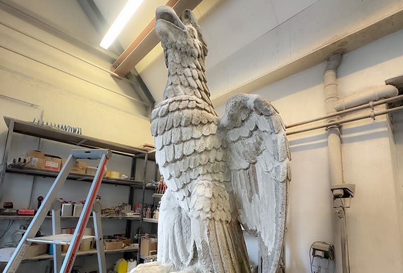 Restaurierung Adler